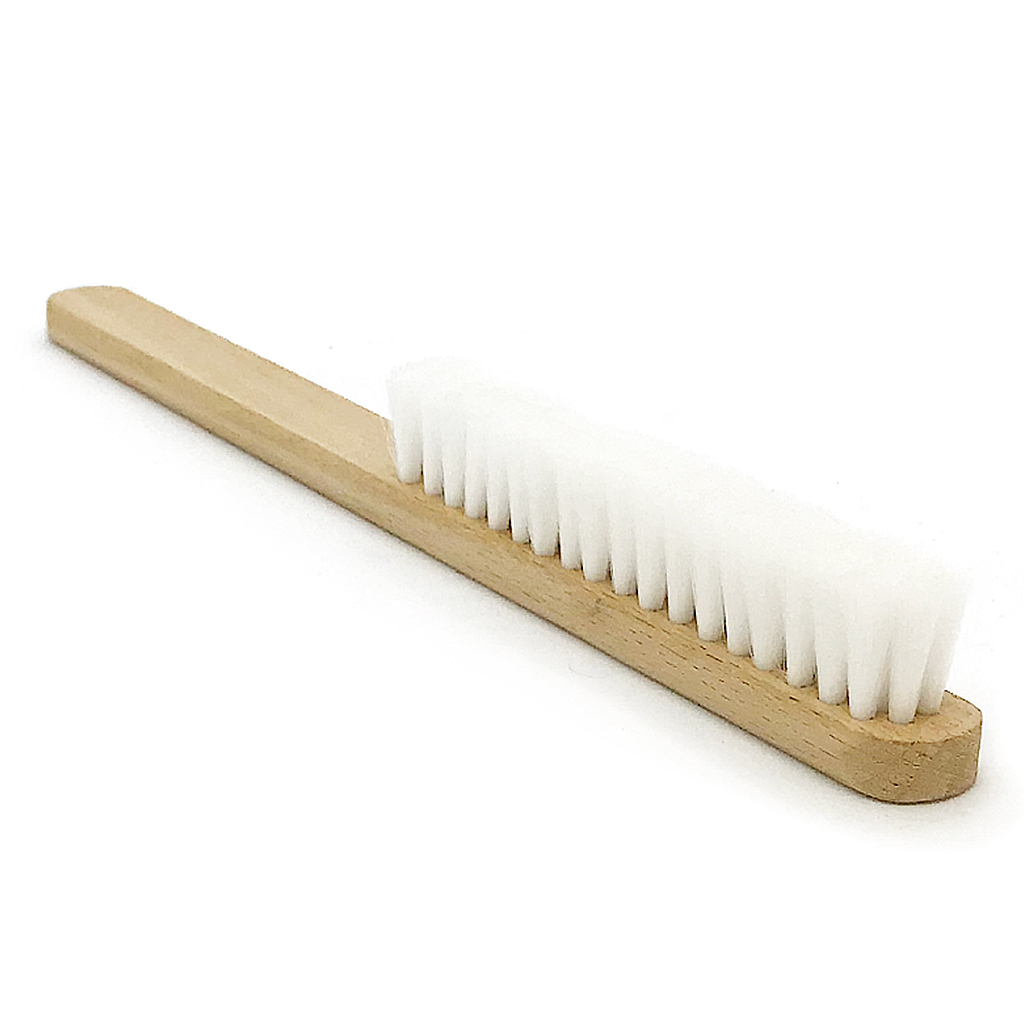 Brosse horlogerie MB nylon blanc 6/6 0.20 220mm 4 rangs coupe 16mm
